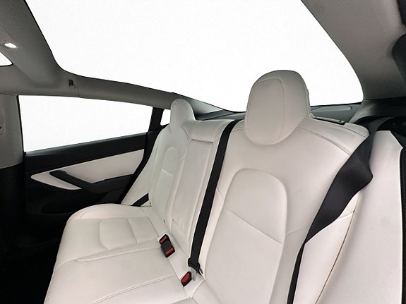 Tesla Model 3 13 of 30