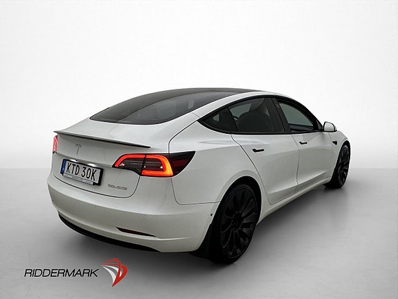 Tesla Model 3 8 of 30