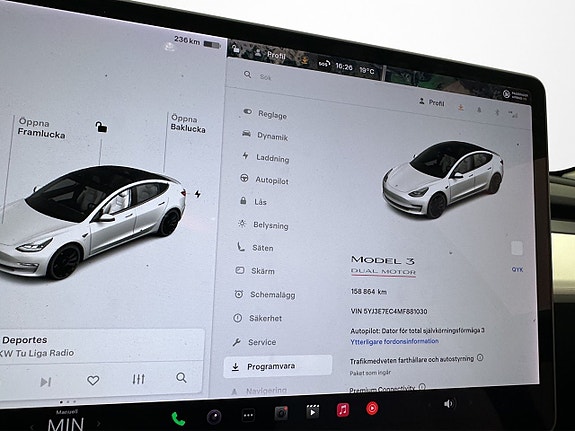 Tesla Model 3 26 of 30