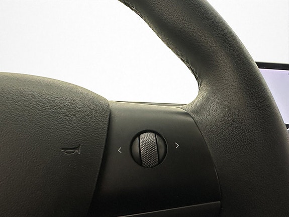 Tesla Model 3 20 of 30