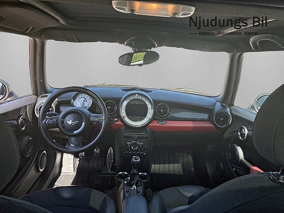 MINI Cooper SD 10 of 12