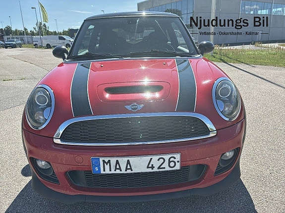 MINI Cooper SD 5 of 5