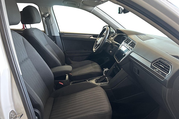 Volkswagen Tiguan Allspace 14 of 25