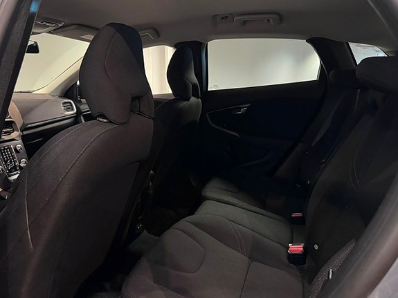 Volvo V40 Cross Country 21 of 22