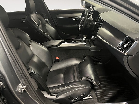 Volvo V90 Cross Country 12 of 18