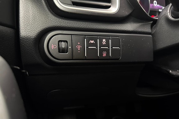 Kia Ceed 10 of 19