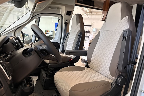 Mobilvetta Admiral K 6,3 Heavy chassi Långbäddar 7 of 19