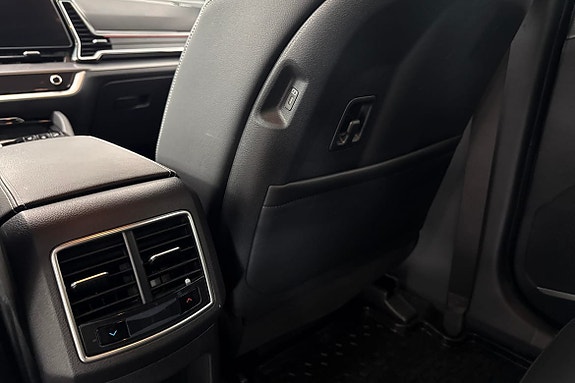 Kia Sportage 25 of 25