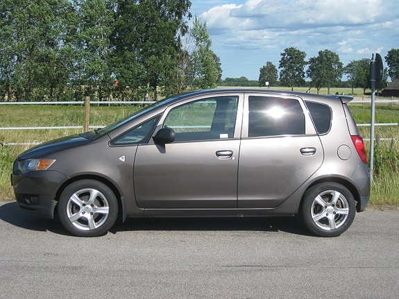 Mitsubishi Colt 6 of 14