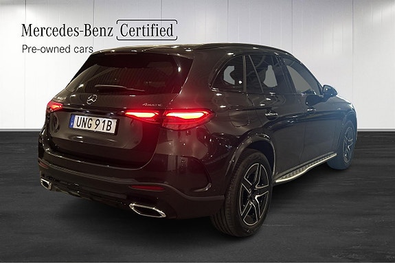 Mercedes-Benz GLC400 e 3 of 5