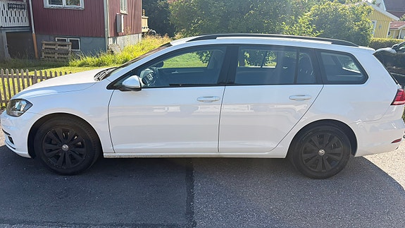 Volkswagen Golf VII 3 of 8