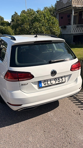 Volkswagen Golf VII 4 of 8