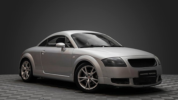 Audi Quattro 3 of 5