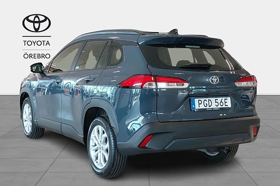 Toyota Corolla Cross 3 of 5