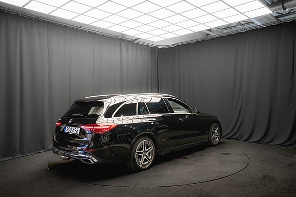 Mercedes-Benz C300 7 of 26