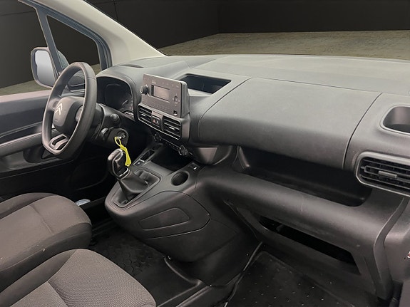 Citroen Berlingo 24 of 28