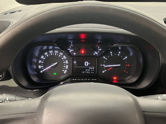 Citroen Berlingo 19 of 28