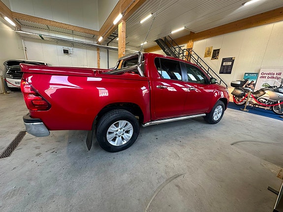 Toyota HiLux 5 of 20
