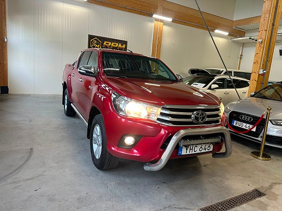 Toyota HiLux 4 of 20