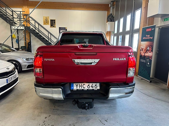 Toyota HiLux 6 of 20