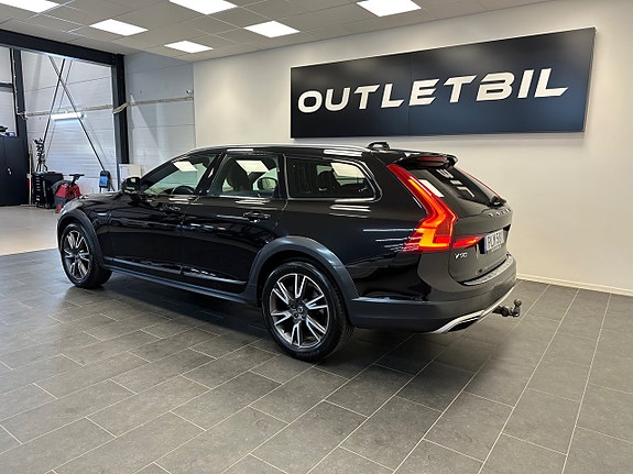 Volvo V90 Cross Country 5 of 5