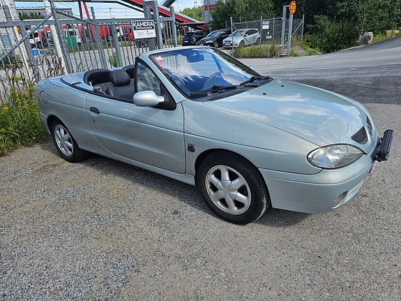Renault Megane I 2 of 5