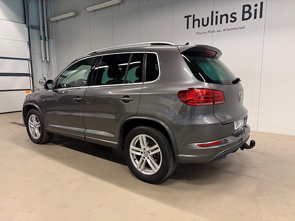 Volkswagen Tiguan 4 of 6