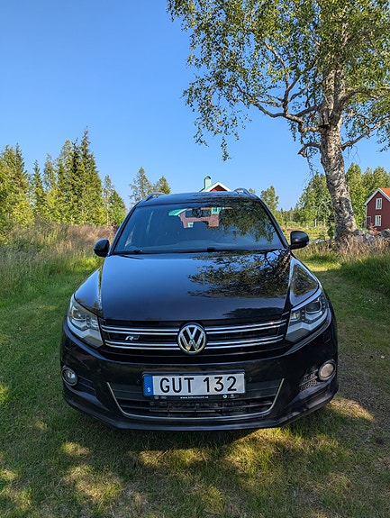 Volkswagen Tiguan 2 of 17