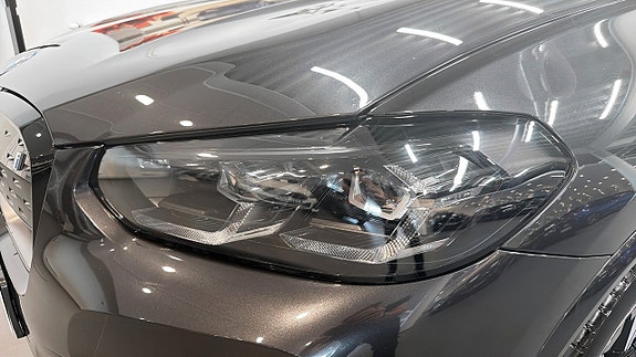 BMW iX3 11 of 15