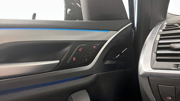 BMW iX3 14 of 15