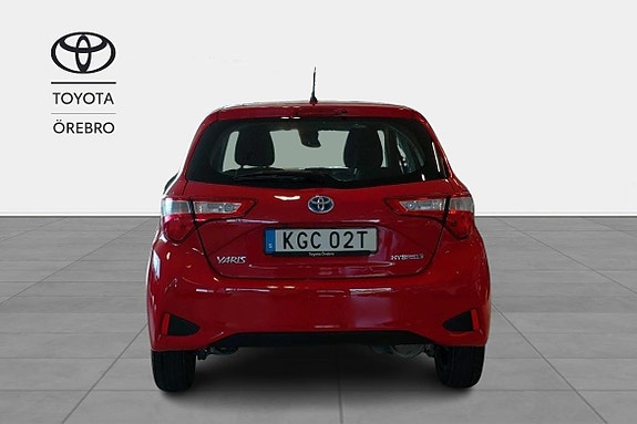 Toyota Yaris 5 of 5