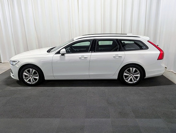 Volvo V90 2 of 15