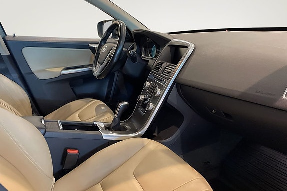 Volvo XC60 5 of 5