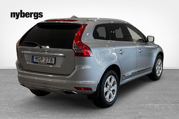 Volvo XC60 3 of 5