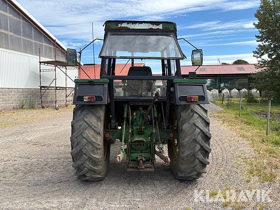 Traktor John Deere 3130 4 of 5