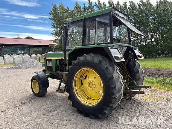 Traktor John Deere 3130 3 of 5