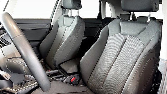 Audi Q3 8 of 16