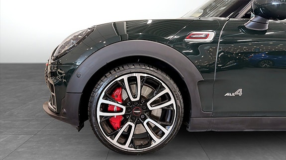 MINI Clubman Cooper D 9 of 13
