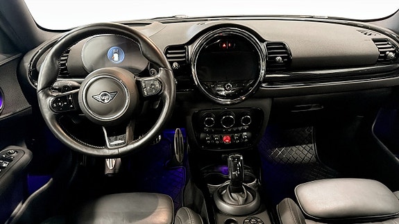 MINI Clubman Cooper D 4 of 13