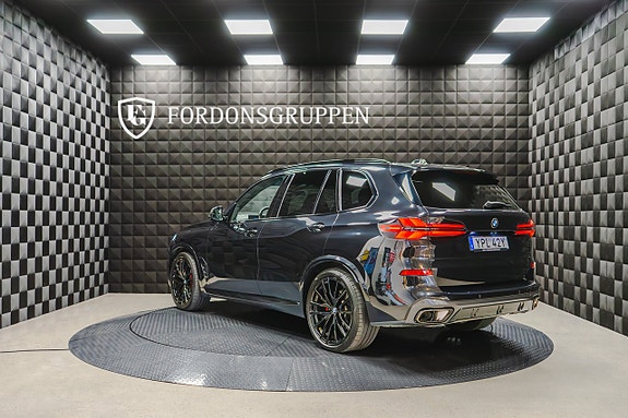 BMW X5 4 of 5