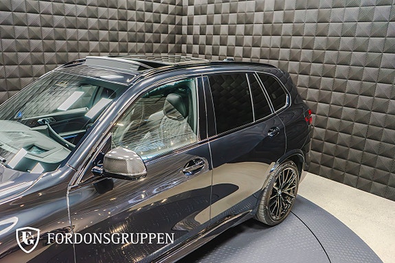 BMW X5 3 of 5