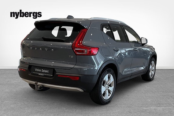 Volvo XC40 4 of 5
