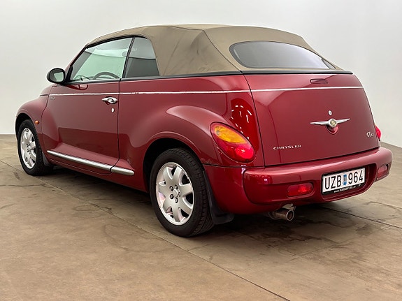Chrysler PT Cruiser 4 of 5