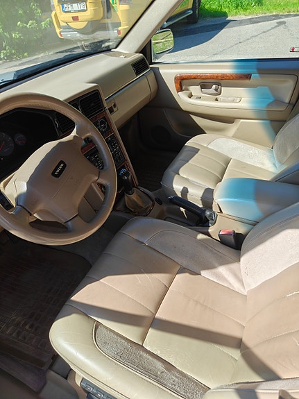 Volvo S90 3 of 5