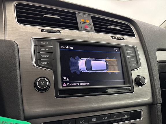 Volkswagen Golf I 19 of 23