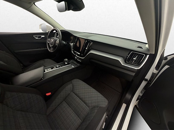 Volvo XC60 26 of 30
