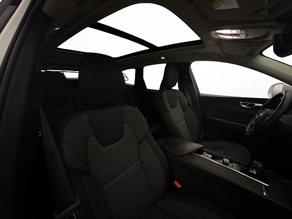 Volvo XC60 27 of 30