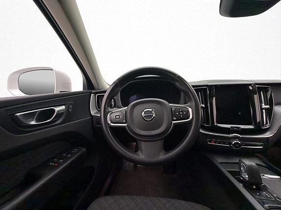 Volvo XC60 14 of 30
