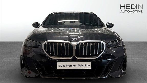 BMW 530e 8 of 12