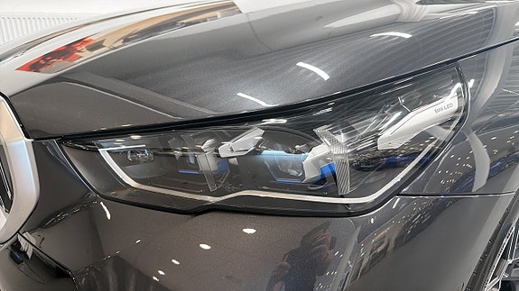 BMW 530e 11 of 12